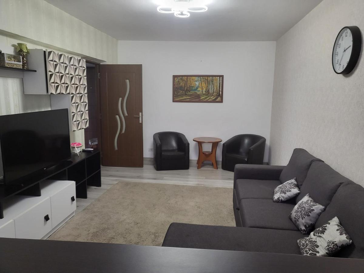 Apartament Cu 3 Camere Chiar In Inima Capitalei Bukarest Exterior foto